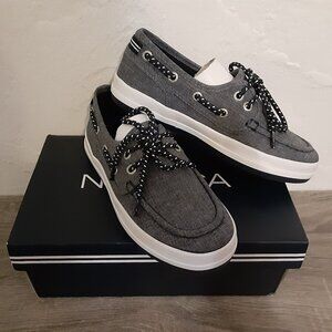 NWT Nautica Spinnaker Youth Size 1 Navy Heather Boat Shoes, Pintuck Oxford